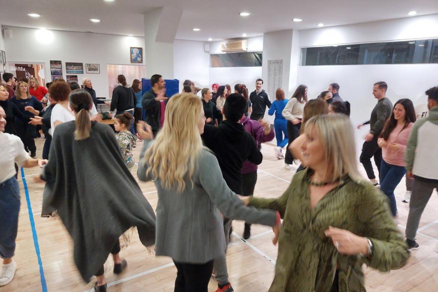 ΙΒΥΚΟΣ | ΚΟΠΗ ΠΙΤΑΣ ΙΒΥΚΟΣ | ΚΟΠΗ ΠΙΤΑΣ