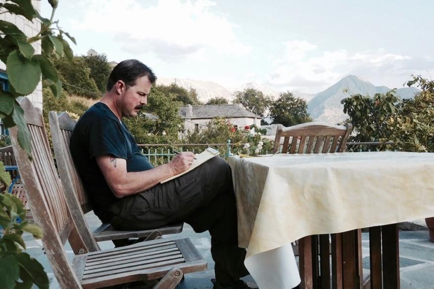 Κρίστοφερ Κινγκ, ο άνθρωπος που βρήκε ζωή στα ηπειρώτικα μοιρολόγια Κρίστοφερ Κινγκ, ο άνθρωπος που βρήκε ζωή στα ηπειρώτικα μοιρολόγια