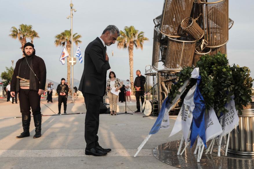 Με επιτυχία ολοκληρώθηκε η εκδήλωση Τιμής & Μνήμης για τη γενοκτονία των Ελλήνων του Πόντου στον Πειραιά