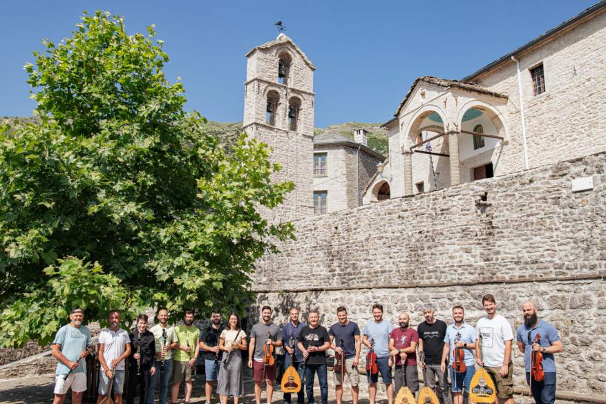 1ο Σεμινάριο Παραδοσιακής Μουσικής «Πέτρας Ήχοι» 1ο Σεμινάριο Παραδοσιακής Μουσικής «Πέτρας Ήχοι»