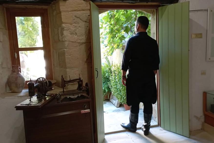 Με επιτυχία ολοκληρώθηκε το Οδοιπορικό Πολιτισμού στον Αποκόρωνα Xανίων Με επιτυχία ολοκληρώθηκε το Οδοιπορικό Πολιτισμού στον Αποκόρωνα Xανίων