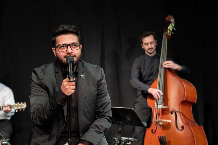 «Βιώματα»  η νέα δισκογραφική δουλειά του Μάκη Ζούμπα! 