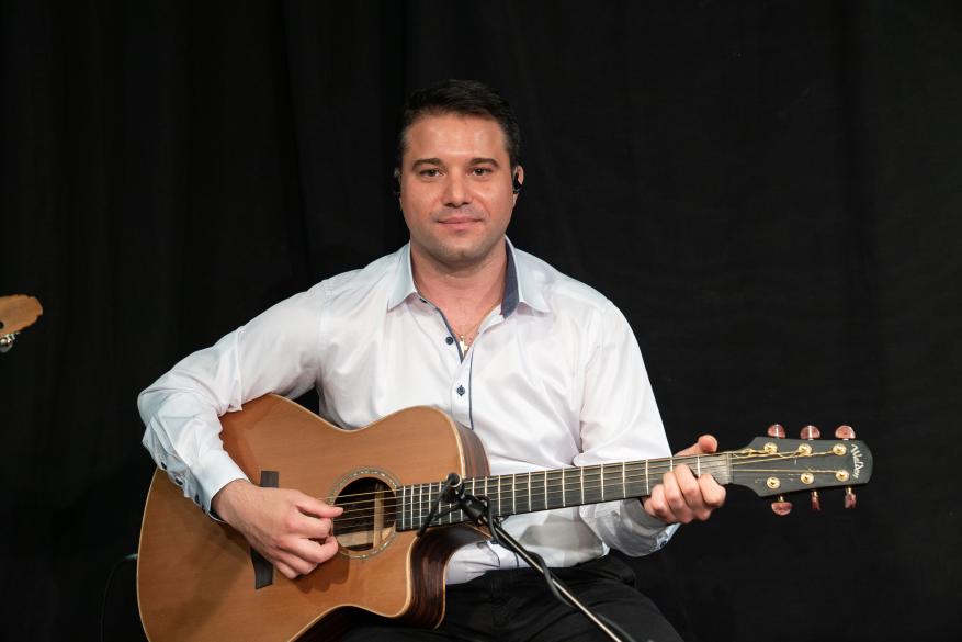 «Βιώματα»  η νέα δισκογραφική δουλειά του Μάκη Ζούμπα! 