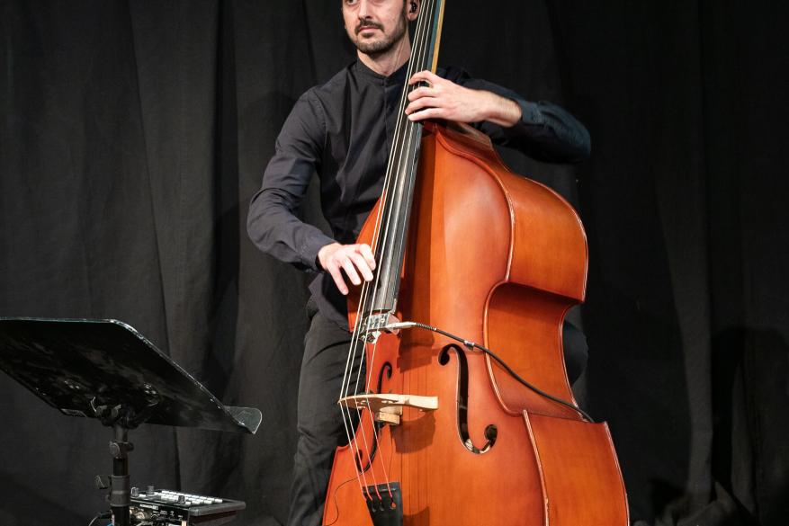 «Βιώματα»  η νέα δισκογραφική δουλειά του Μάκη Ζούμπα! 