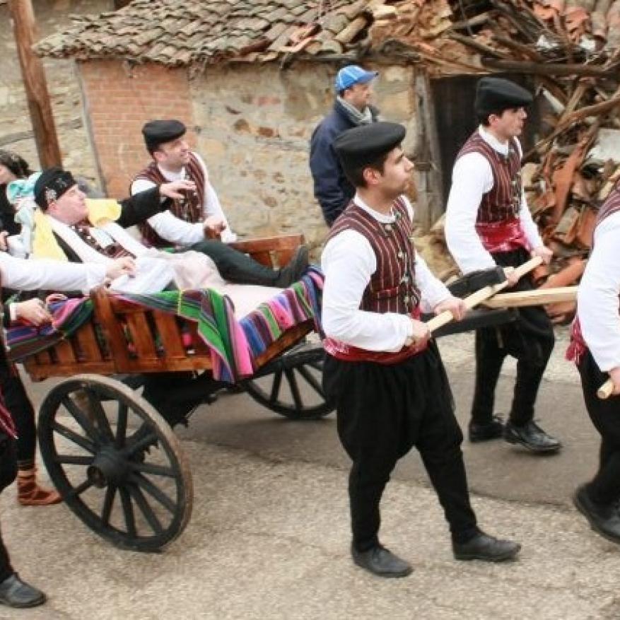 "Έχου άντρα φουβιτσιάρ φουβάτι που του μάμου"
